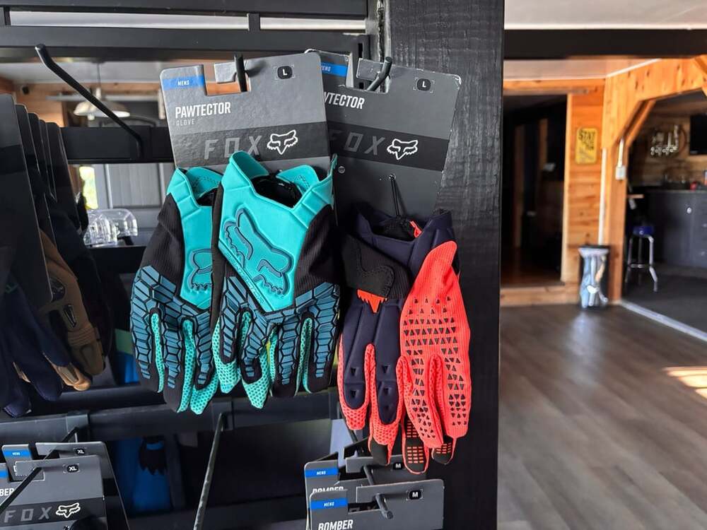 Fox Racing Pawtector Gloves Size L